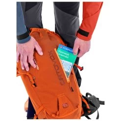 Ortovox Peak Light 32 - Mountaineering Backpack -Ortovox Outdoor ortovox peak light 32 mountaineering backpack bf detail 12